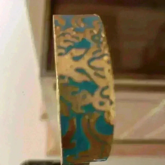 Metal Bangle Bracelet - Picture 5 of 7